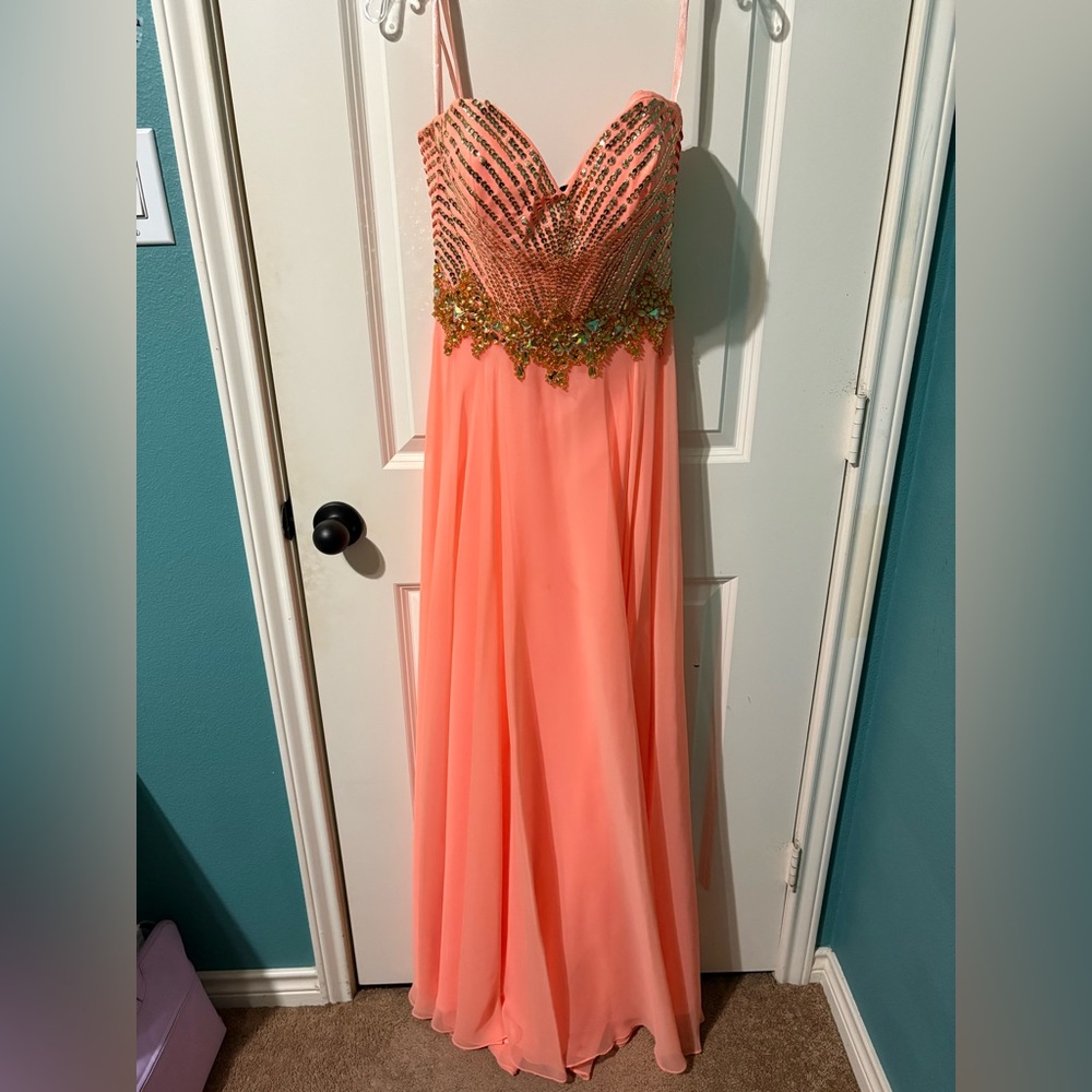 Chic Coral Prom Dress with Gold Accents